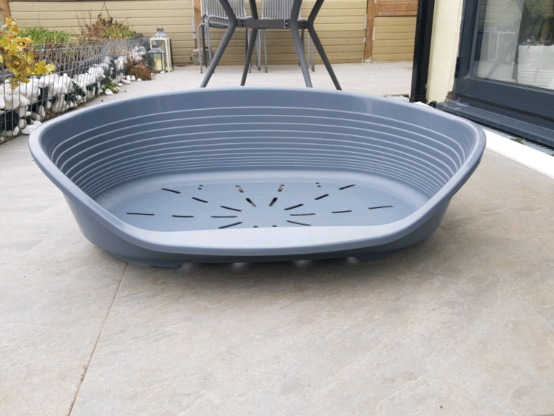 rectangle plastic dog bed